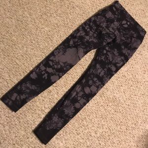 Lululemon Wunder Unders High Hi Rise size 4 EUC
